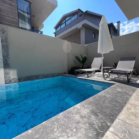 Villa Burberry&sauna Whirlpool Turkish Bath Pool Bbq *