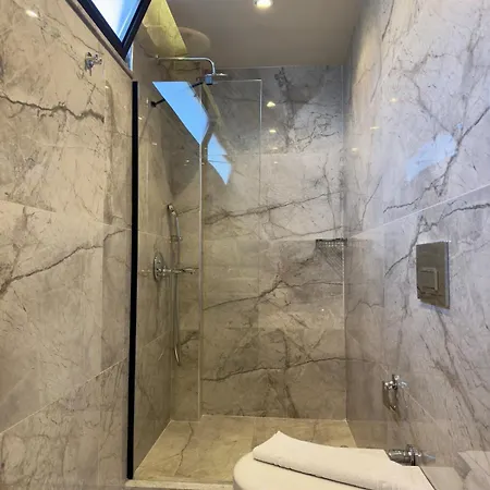 Burberry&sauna Whirlpool Turkish Bath Pool Bbq Villa